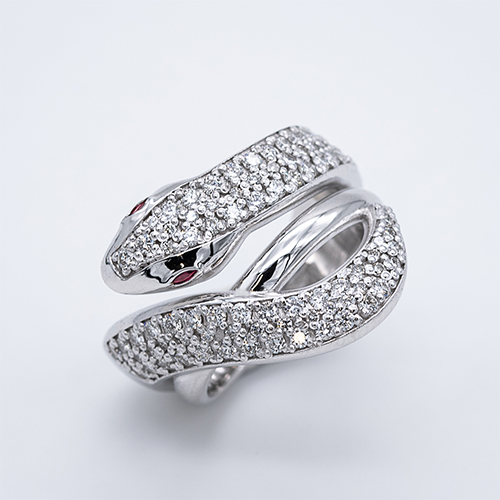 Anello “The Snake” oro diamanti e rubini