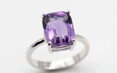 Anello oro con Ametista