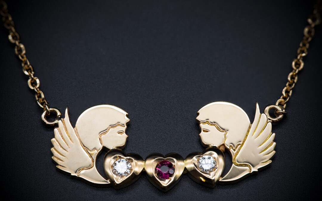 Girocollo oro 750/1000 con Diamanti e Rubino